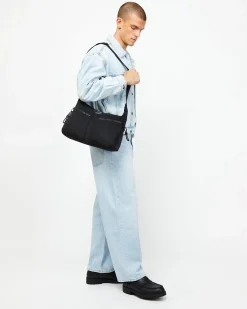 Bolso bandolera mediano en nylon