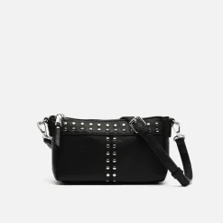 Bolso bandolera pequeño con detalles metálicos