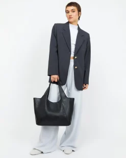 Bolso de hombro con asa bandolera extraíble