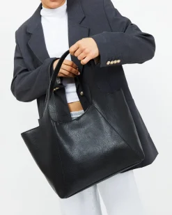 Bolso de hombro con asa bandolera extraíble