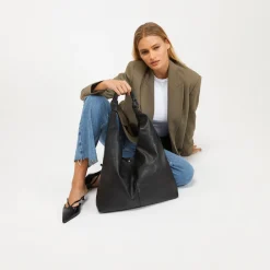 Bolso hobo grande con neceser interior extraíble