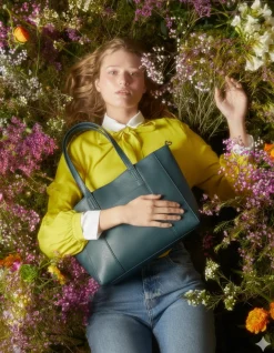 Bolso shopper grande con bolsa interior extraíble