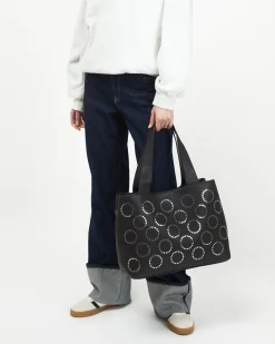Bolso shopper grande con detalles metálicos