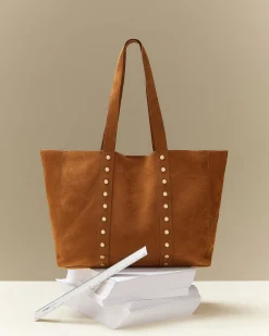 Bolso shopper grande efecto ante con neceser extraíble y detalles metálicos