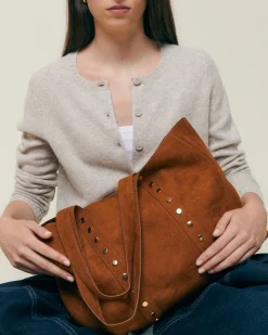 Bolso shopper grande efecto ante con neceser extraíble y detalles metálicos