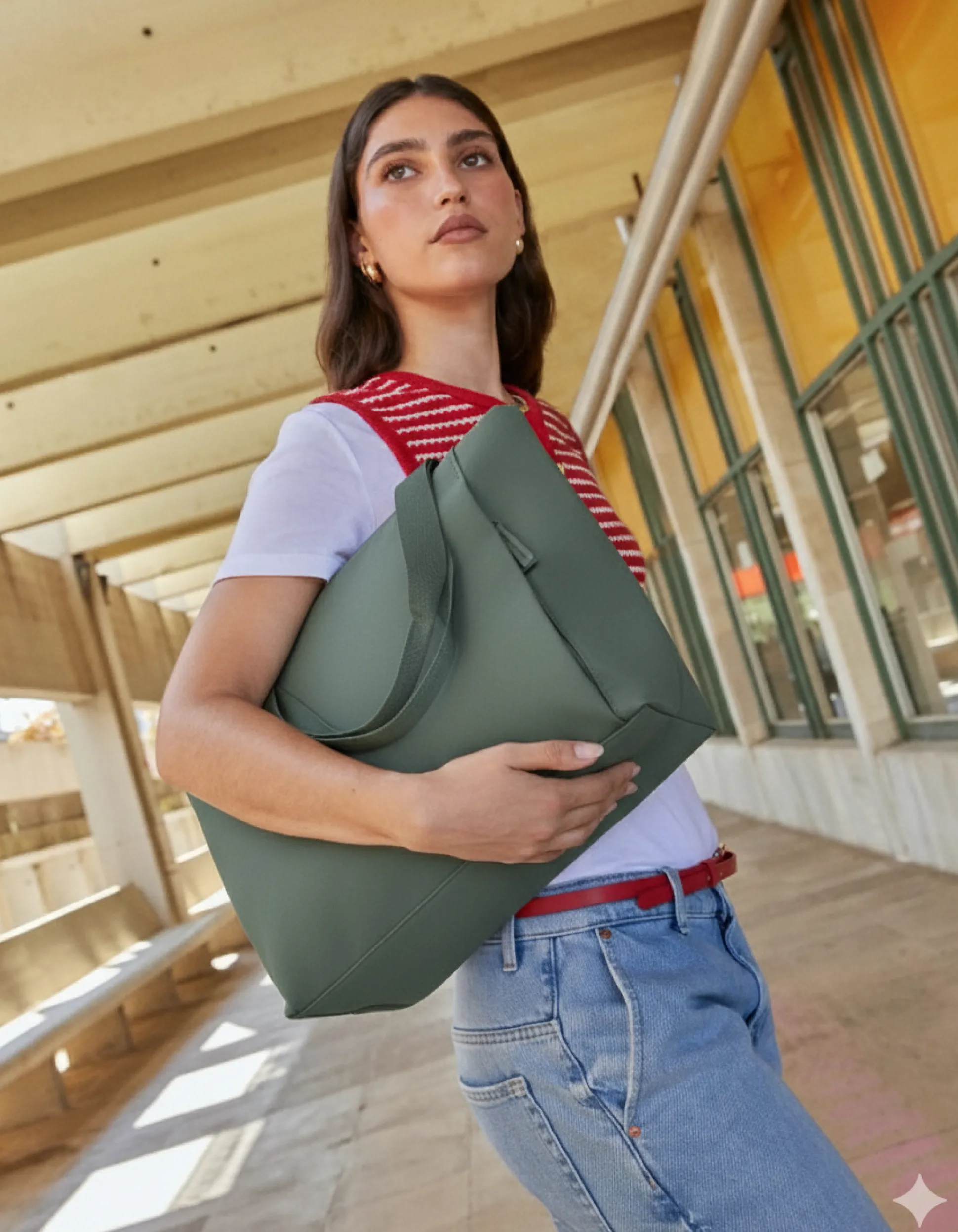 Bolso shopper grande en nylon con bolsillo para portátil (15")