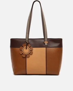 Bolso shopper grande tricolor con detalle colgante