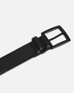 Cinturón liso con hebilla cuadrada