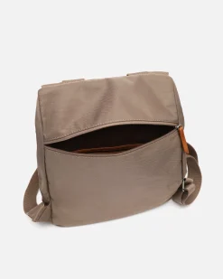 Mochila antirrobo con solapa