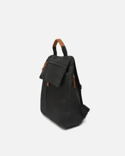 Mochila antirrobo con solapa