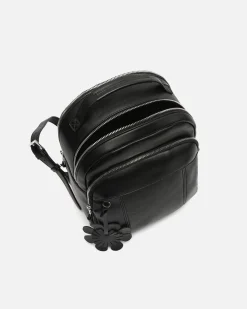 Mochila con detalle colgante