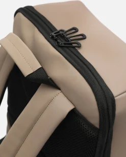 Mochila de viaje con bolsillo para portátil (15.6