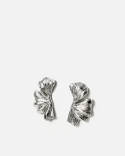 Pendientes grandes en forma de flor