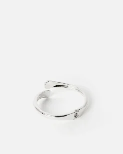 Pulsera rígida